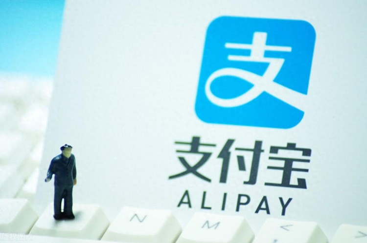 兴趣联系，探索支付宝和互联网巨头的新社交时代